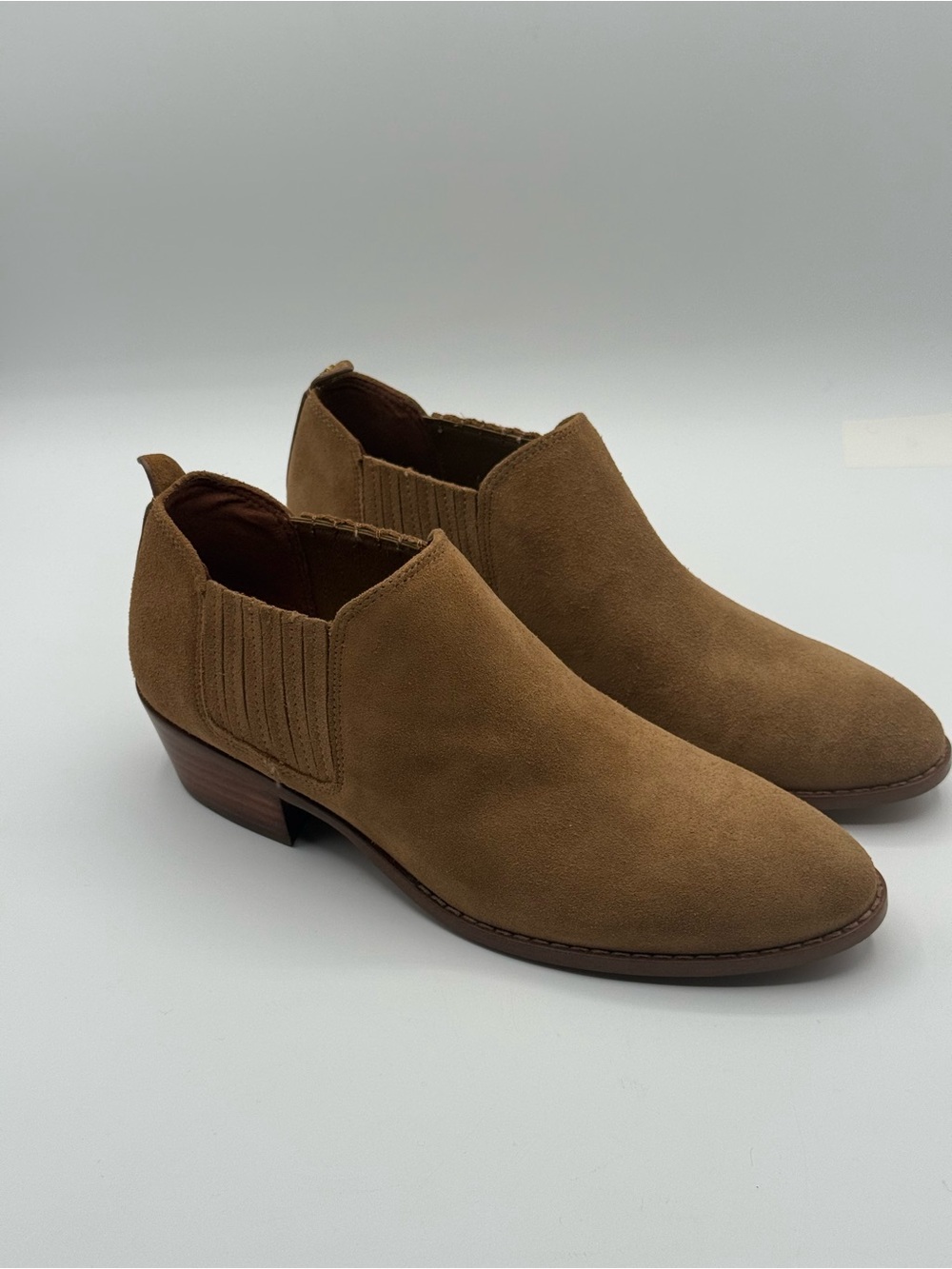 Coach Devin Ankle Boots Tan Suede Chelsea Low Heel Booties Women’s Size 8B - Picture 14 of 16